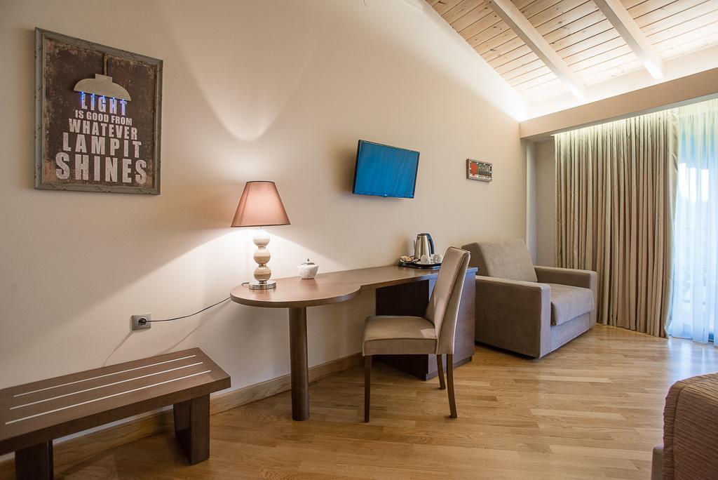 Nepheli Hotel Kastrosikia Esterno foto