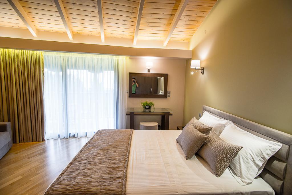 Nepheli Hotel Kastrosikia Esterno foto