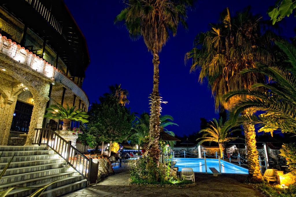Nepheli Hotel Kastrosikia Esterno foto