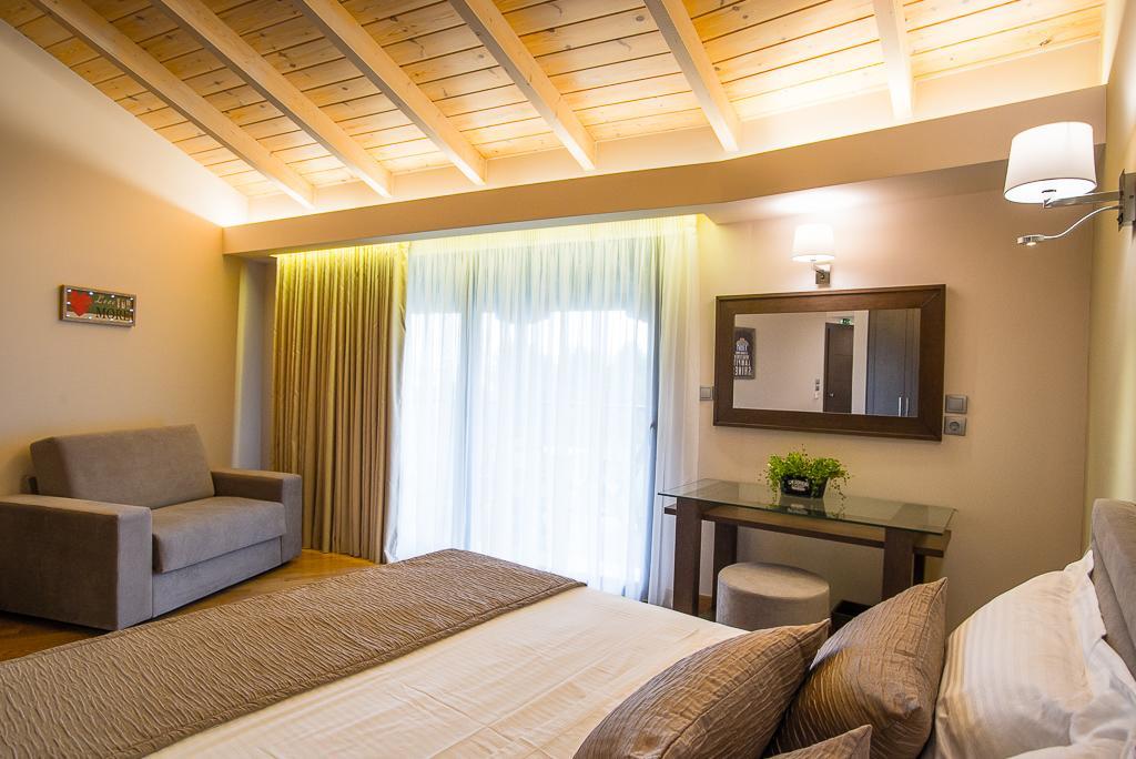 Nepheli Hotel Kastrosikia Esterno foto